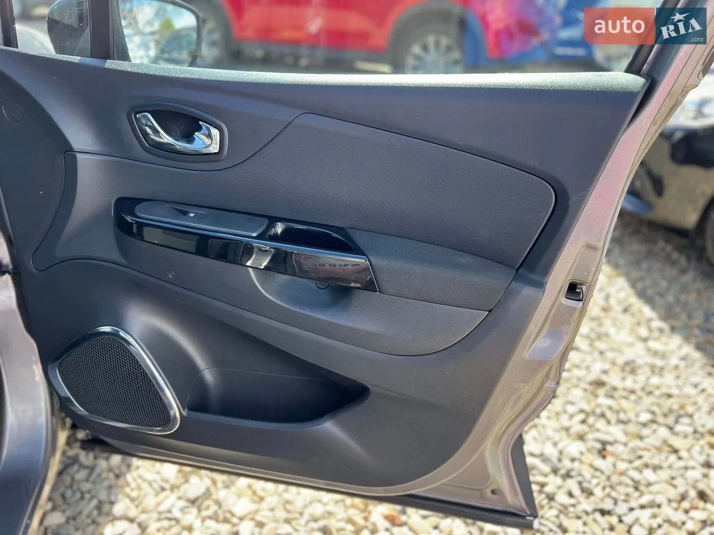 2015 Renault Captur - мініатюра 18