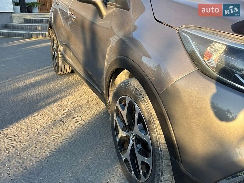 Внедорожник / Кроссовер Renault Captur 2014 в Тернополе