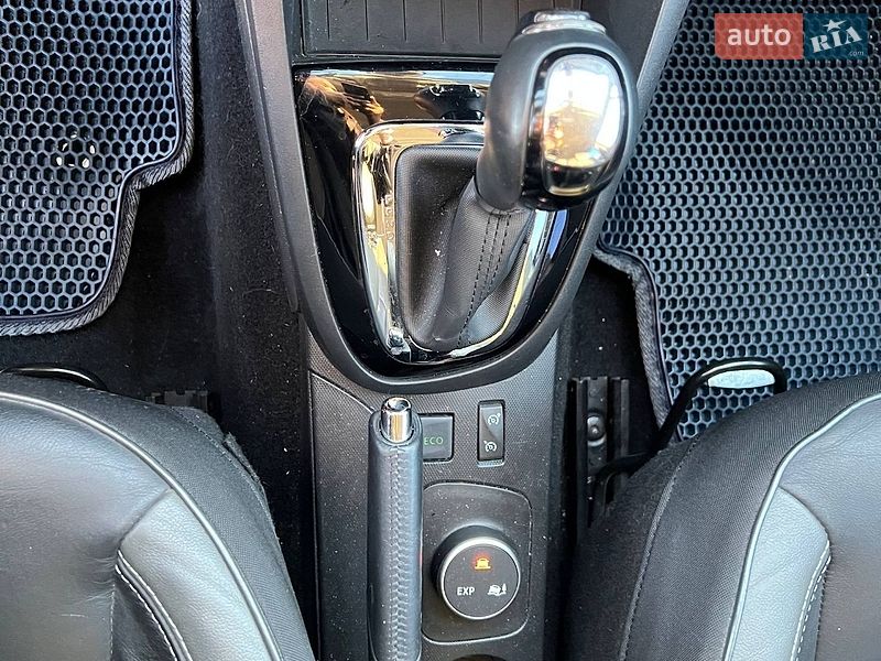 Позашляховик / Кросовер Renault Captur 2015 в Житомирі фото 27 Позашляховик / Кросовер Renault Captur 2015 в Житомирі