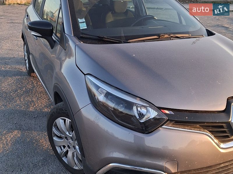 Внедорожник / Кроссовер Renault Captur 2016 в Днепре