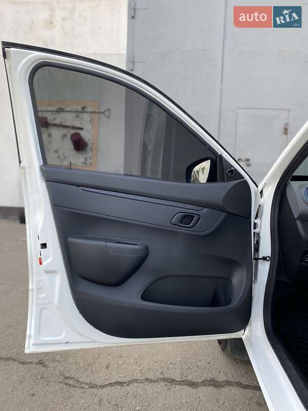 Позашляховик / Кросовер Renault City K-ZE 2019 в Кривому Розі