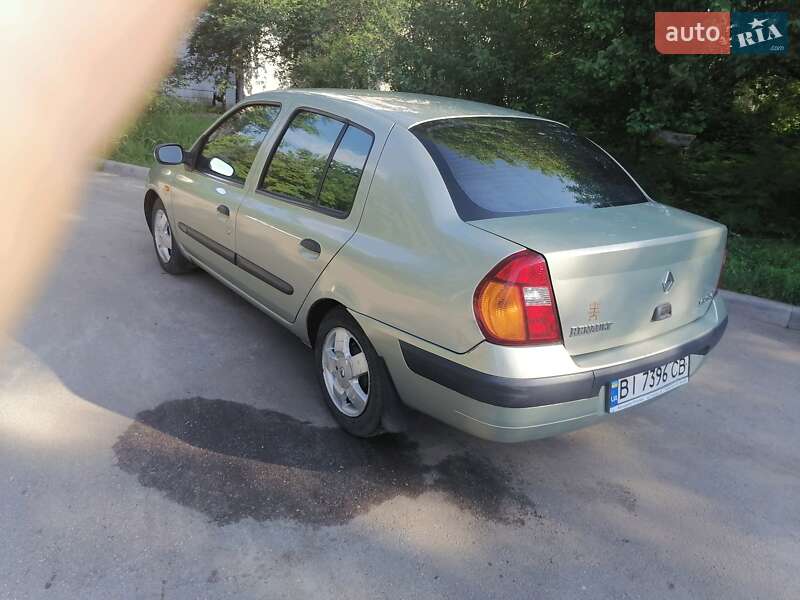 Седан Renault Clio Symbol 2002 в Полтаві