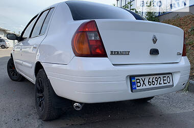Седан Renault Clio Symbol 2001 в Хмельницькому