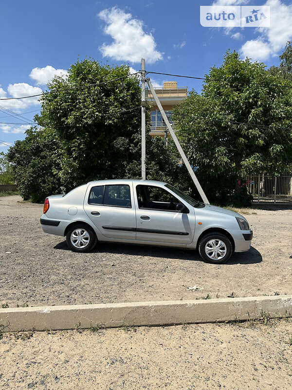 Седан Renault Clio Symbol 2003 в Одессе