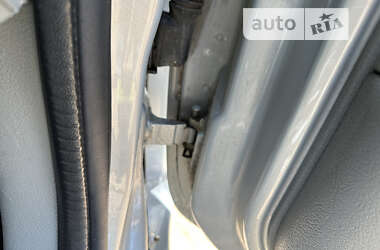 Седан Renault Clio Symbol 2003 в 