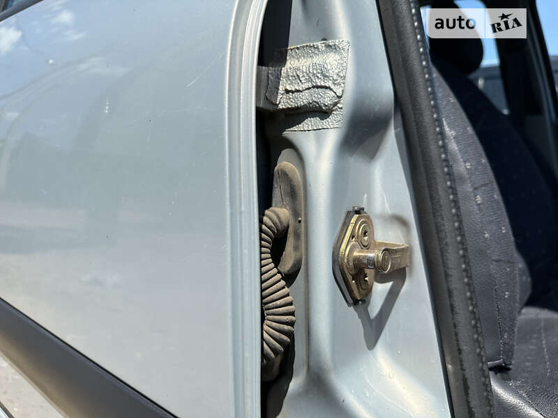Седан Renault Clio Symbol 2003 в Одессе