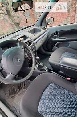 Седан Renault Clio Symbol 2006 в Никополе