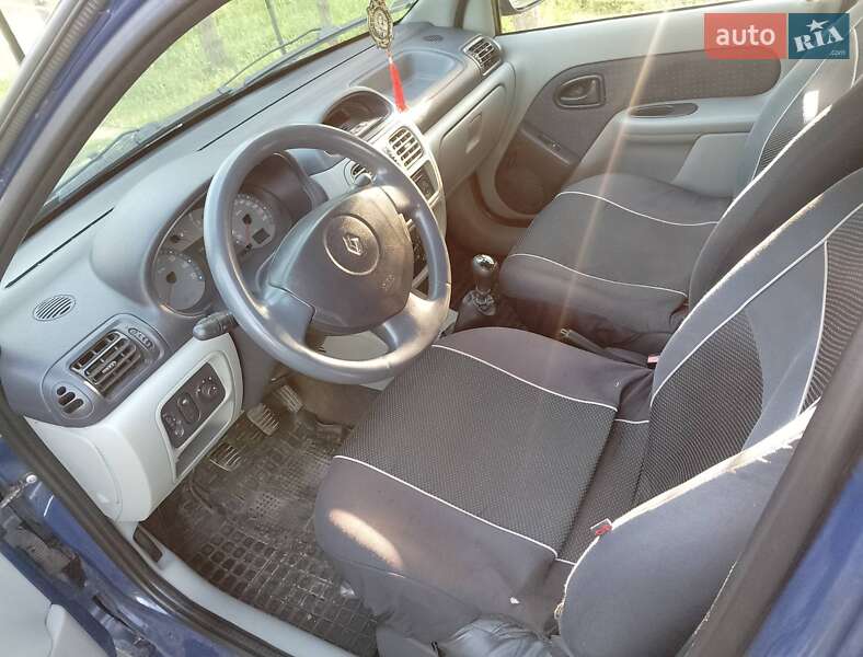 Седан Renault Clio Symbol 2005 в Львове