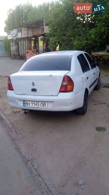 Renault Clio Symbol 2004