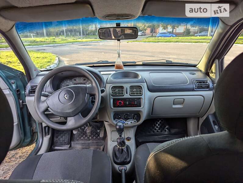 Седан Renault Clio Symbol 2003 в Ровно