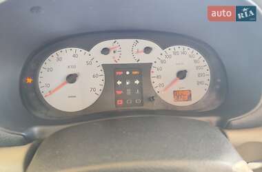 Седан Renault Clio Symbol 2003 в 