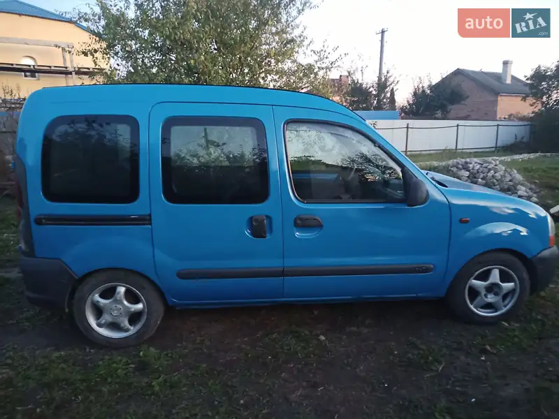 Renault Clio Symbol 2001