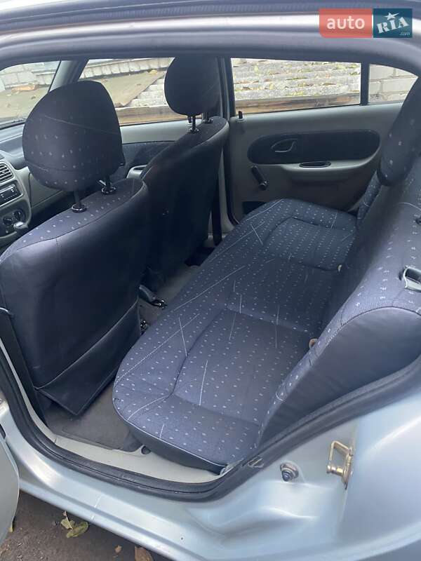 Седан Renault Clio Symbol 2004 в Ковеле