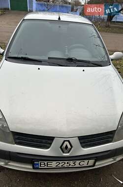 Седан Renault Clio Symbol 2004 в Миколаєві