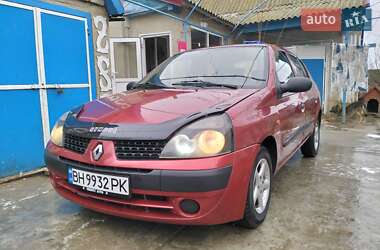 Седан Renault Clio Symbol 2003 в Татарбунарах