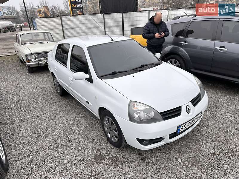 Седан Renault Clio Symbol 2008 в Днепре