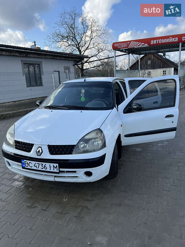 Седан Renault Clio Symbol 2002 в Старом Самборе