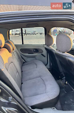 Седан Renault Clio Symbol 2006 в 
