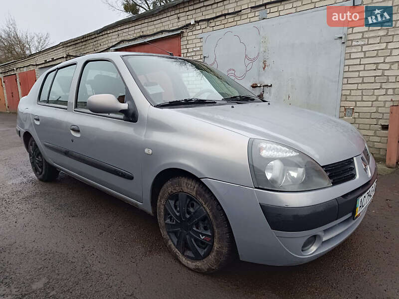 Седан Renault Clio Symbol 2005 в Луцке