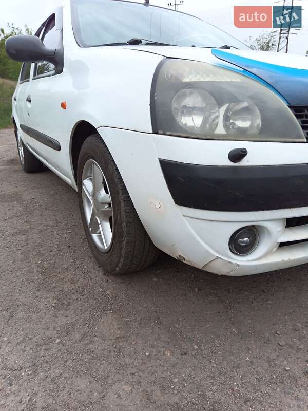 Седан Renault Clio Symbol 2003 в Кривом Роге