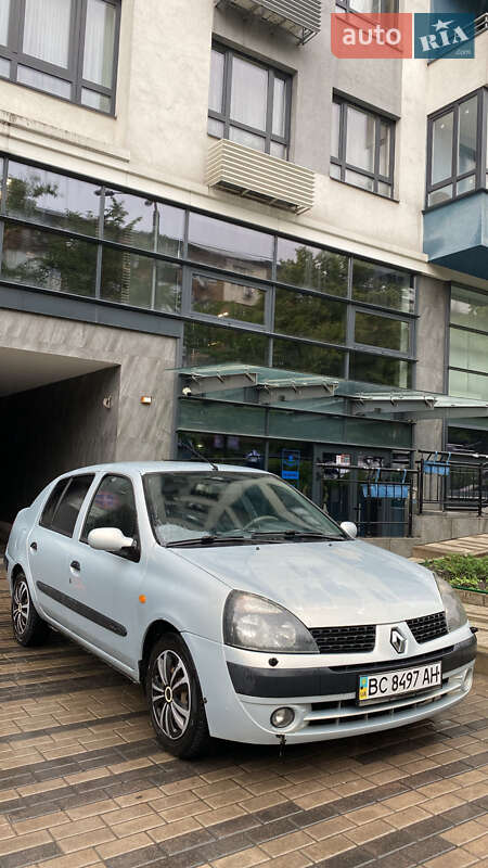 Седан Renault Clio Symbol 2002 в Киеве