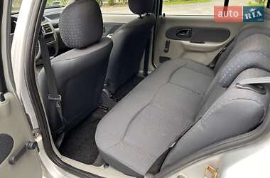 Седан Renault Clio Symbol 2006 в 