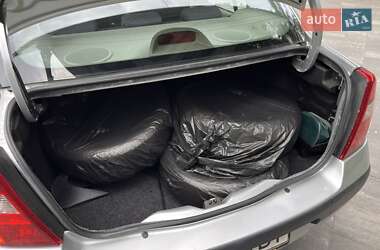Седан Renault Clio Symbol 2006 в 