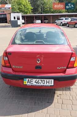 Седан Renault Clio Symbol 2003 в 