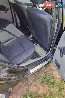 Седан Renault Clio Symbol 2004 в 