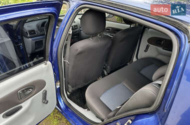 Седан Renault Clio Symbol 2008 в 