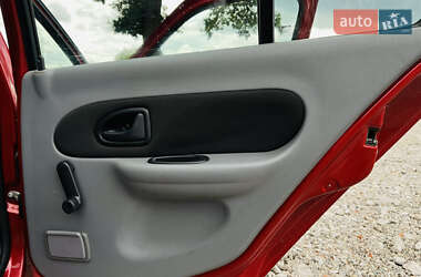 Седан Renault Clio Symbol 2006 в 