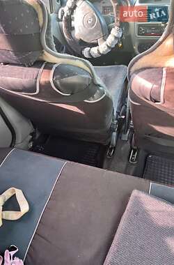 Седан Renault Clio Symbol 2003 в 