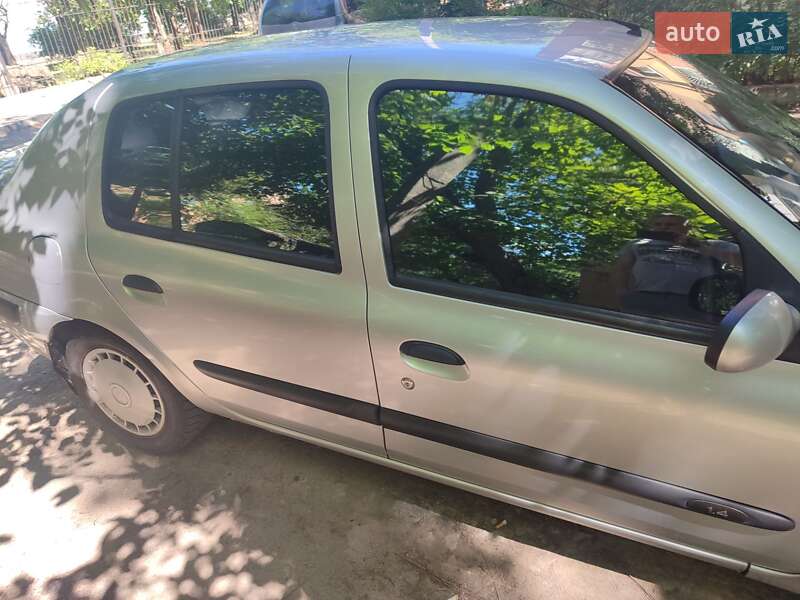 Седан Renault Clio Symbol 2005 в Кропивницком