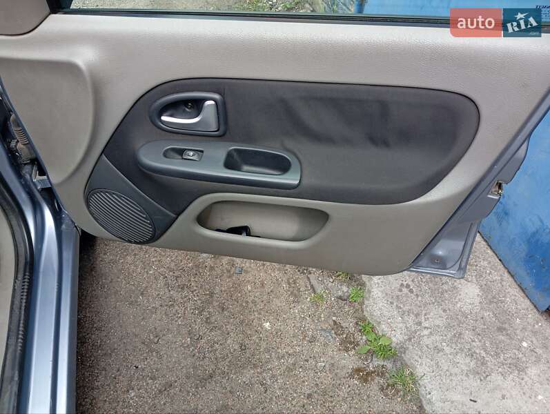 Седан Renault Clio Symbol 2008 в Запорожье
