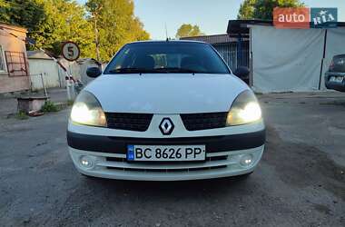 Седан Renault Clio Symbol 2002 в 