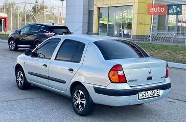 Седан Renault Clio Symbol 2003 в 