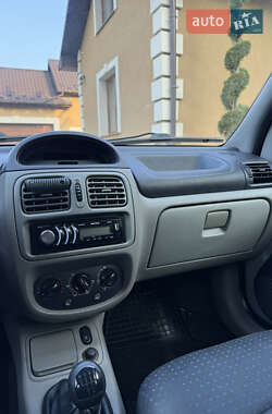 Седан Renault Clio Symbol 2005 в 