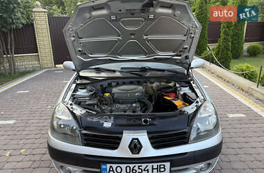 Седан Renault Clio Symbol 2005 в 