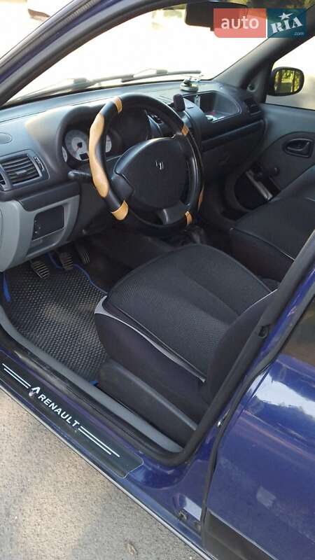 Renault Clio Symbol 2006