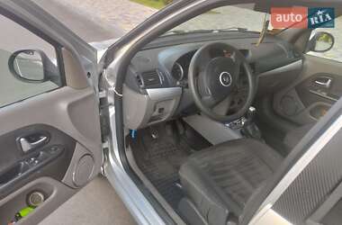 Седан Renault Clio Symbol 2011 в 
