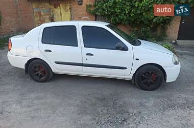 Седан Renault Clio Symbol 2001 в 
