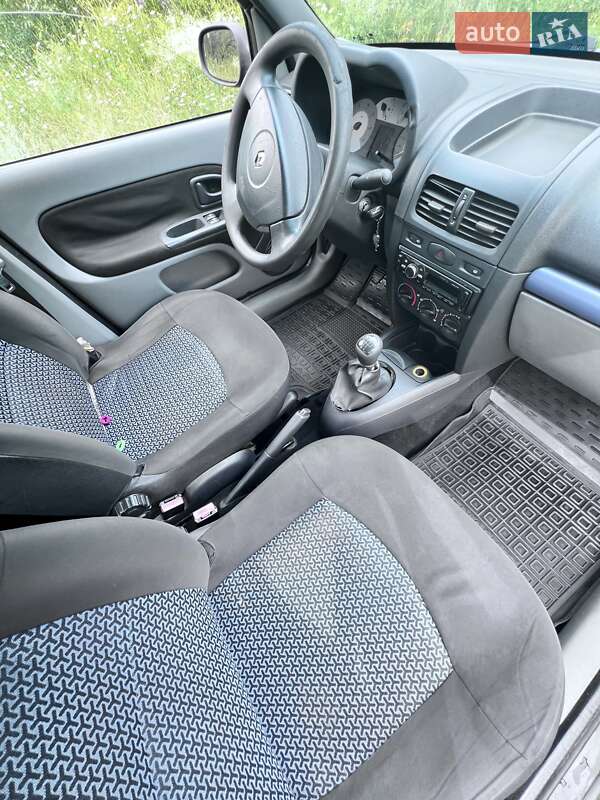 Седан Renault Clio Symbol 2007 в Варве