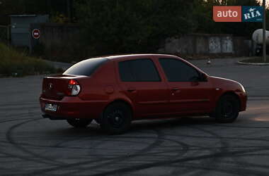 Седан Renault Clio Symbol 2006 в 