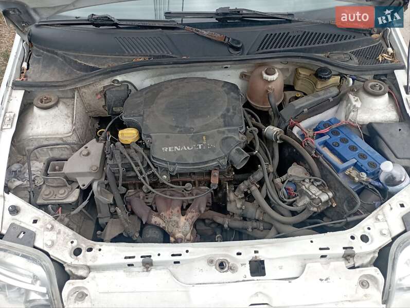 Седан Renault Clio Symbol 2002 в Днепре фото 6 Седан Renault Clio Symbol 2002 в Днепре