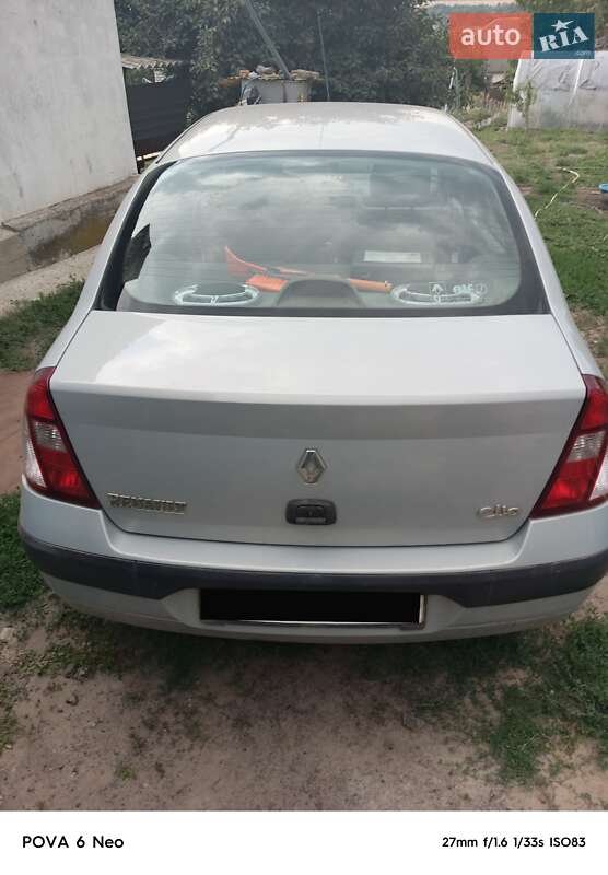 Седан Renault Clio Symbol 2005 в Смеле