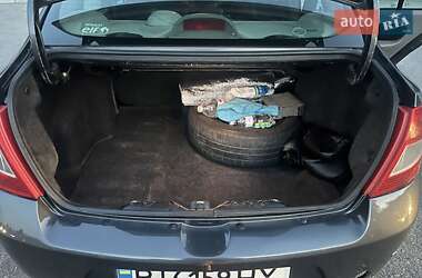 Седан Renault Clio Symbol 2009 в 