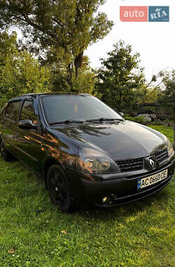 Седан Renault Clio Symbol 2002 в 