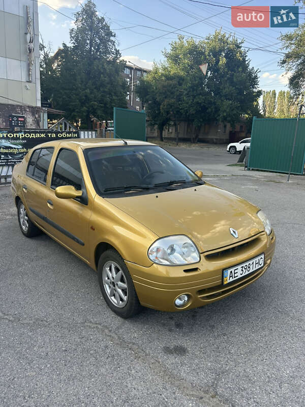 Седан Renault Clio Symbol 2001 в Запорожье