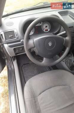 Седан Renault Clio Symbol 2008 в 