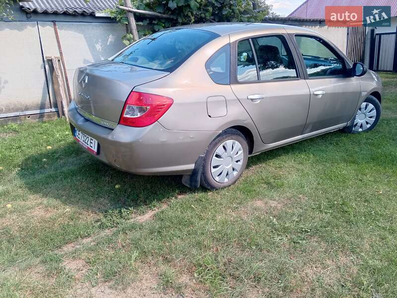 Седан Renault Clio Symbol 2008 в Чернівцях